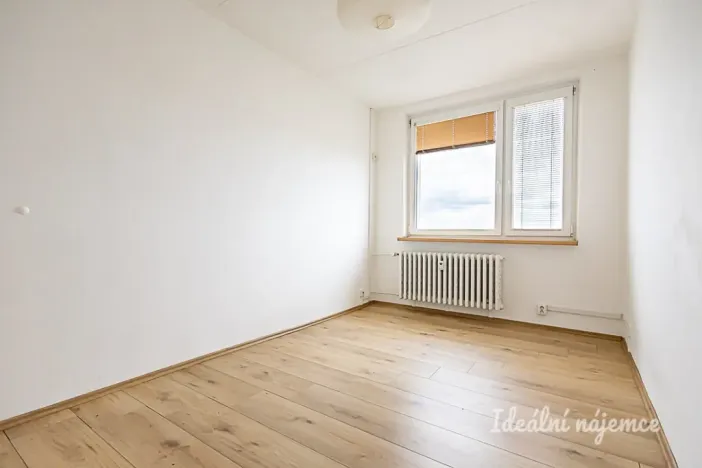 Pronájem bytu 2+kk, Praha, Doležalova, 45 m2
