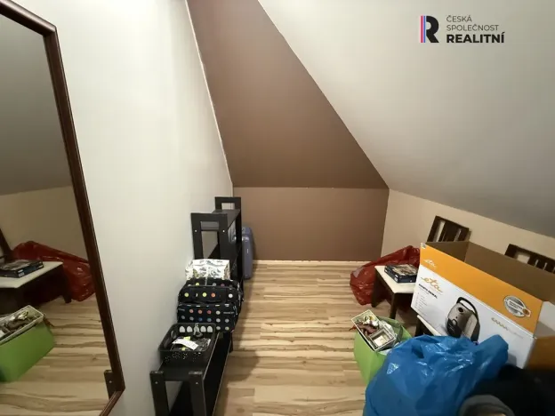 Prodej bytu 4+1, Březová, Odborářů, 111 m2