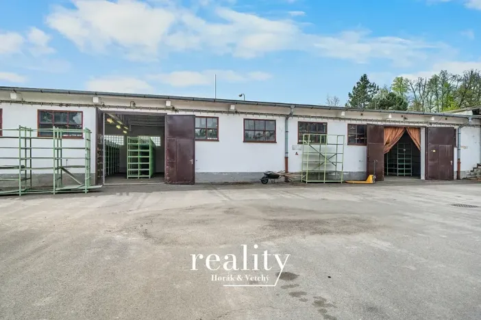 Pronájem skladu, Jihlava, Polenská, 1000 m2
