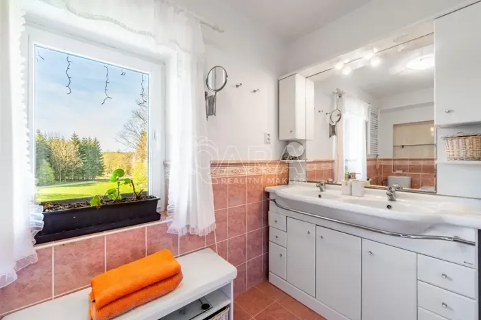 Prodej rodinného domu, Nové Dvory, 200 m2