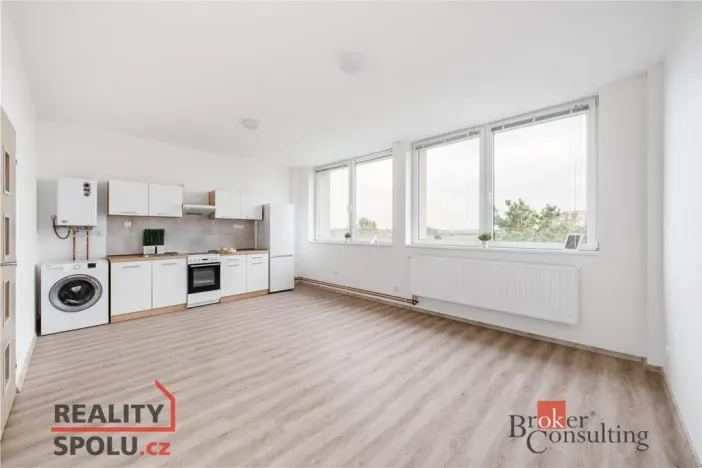 Pronájem bytu 1+kk, Mlékojedy, 34 m2
