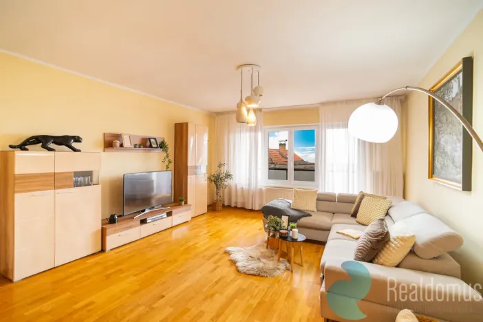 Prodej restaurace, Světlík, 504 m2
