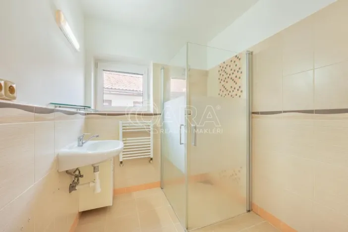 Prodej rodinného domu, Zvánovice, Třemblatská, 240 m2