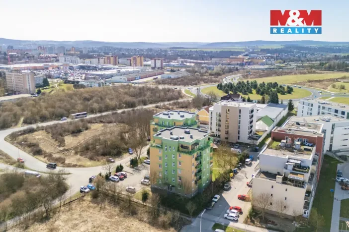 Pronájem garážového stání, Plzeň, Goldscheiderova, 13 m2