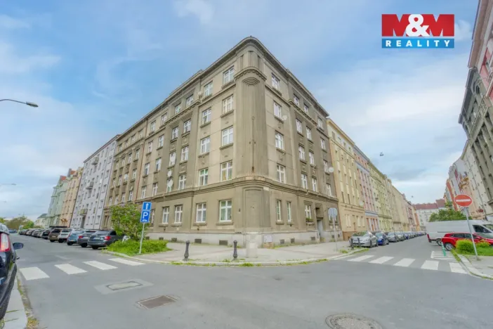 Prodej bytu 3+kk, Plzeň - Jižní Předměstí, Vrchlického, 73 m2