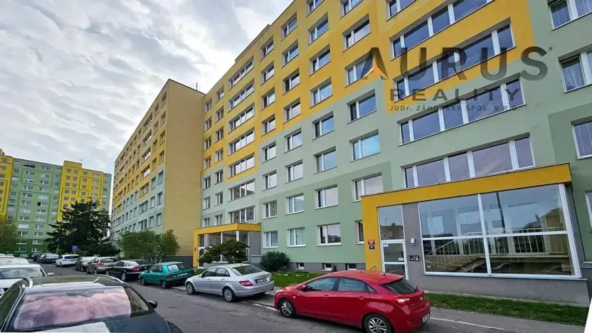 Prodej bytu 2+kk, Praha - Chodov, V průčelí, 46 m2
