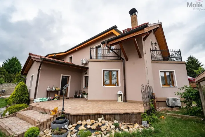Prodej kanceláře, Most, V Sadech, 547 m2