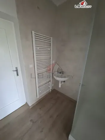 Pronájem bytu 1+kk, Kolín, Štítarská, 30 m2