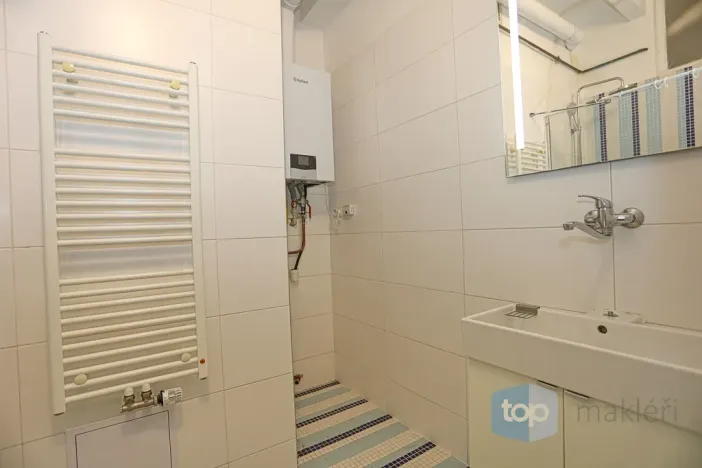 Prodej bytu 1+kk, Praha - Krč, U nových domů II, 41 m2