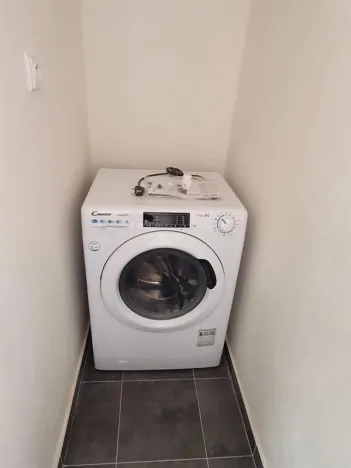 Pronájem bytu 1+kk, Praha, Svobodova, 33 m2