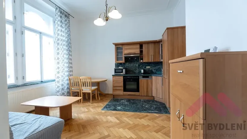 Pronájem bytu 2+kk, Praha - Karlín, Sokolovská, 47 m2