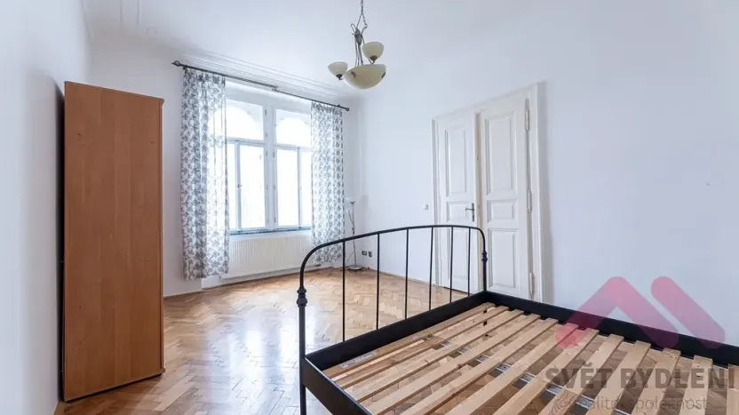 Pronájem bytu 2+kk, Praha - Karlín, Sokolovská, 47 m2
