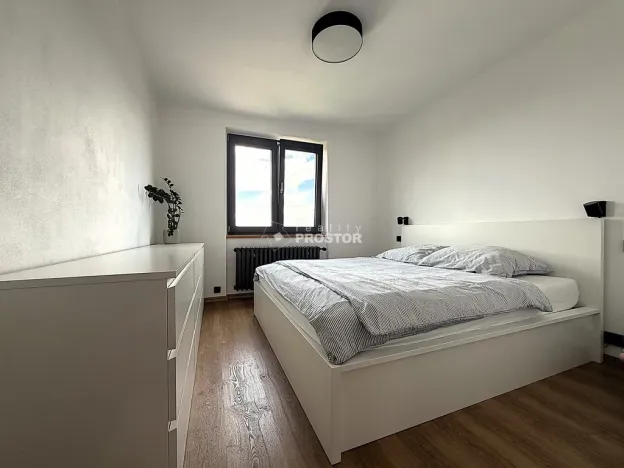 Prodej bytu 4+kk, Mělník, Kpt. Jaroše, 87 m2