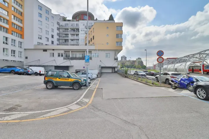 Prodej bytu 1+1, Praha - Hlubočepy, Werichova, 35 m2