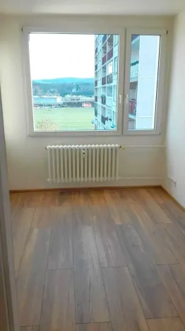 Pronájem bytu 2+kk, Králův Dvůr, Nad Stadionem, 42 m2