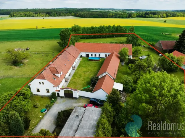 Prodej apartmánu, Skrýchov u Malšic - Dudov, 726 m2