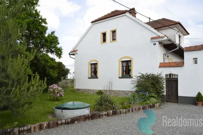 Prodej apartmánu, Skrýchov u Malšic - Dudov, 726 m2