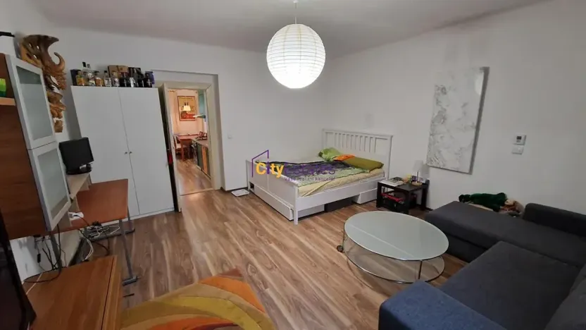 Pronájem bytu 2+kk, Praha - Košíře, Cetyňská, 56 m2