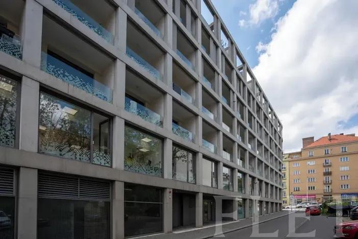 Pronájem bytu 2+kk, Praha - Košíře, Hlaváčkova, 40 m2