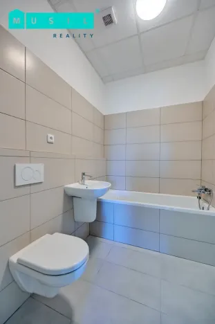 Pronájem bytu 3+1, Šumperk, Langrova, 100 m2