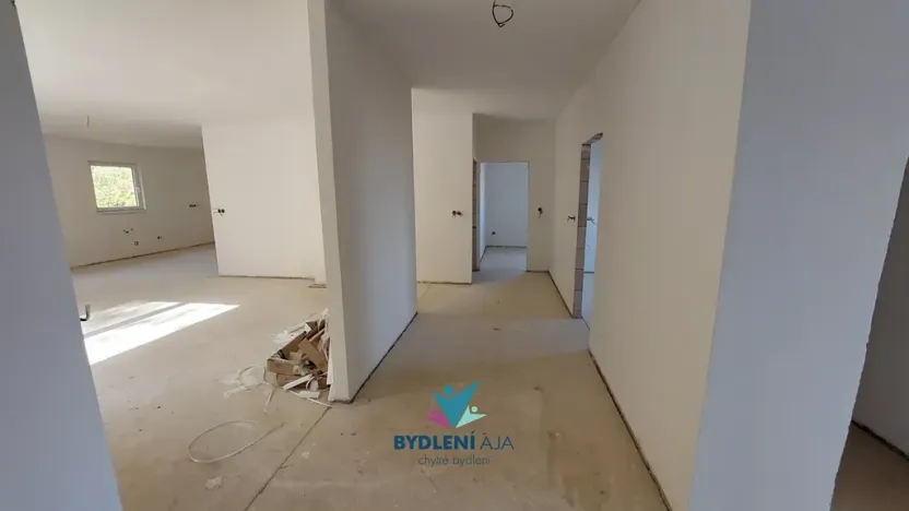 Prodej rodinného domu, Modlany, 160 m2