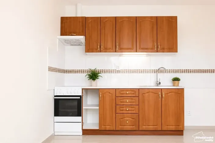 Pronájem bytu 1+kk, Praha - Hloubětín, V chaloupkách, 23 m2