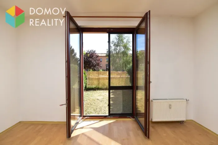 Pronájem bytu 1+kk, Beroun, Pod Homolkou, 30 m2