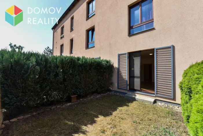 Pronájem bytu 1+kk, Beroun, Pod Homolkou, 30 m2