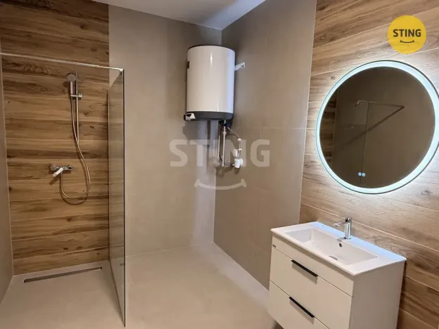 Pronájem bytu 2+kk, Návsí, 80 m2