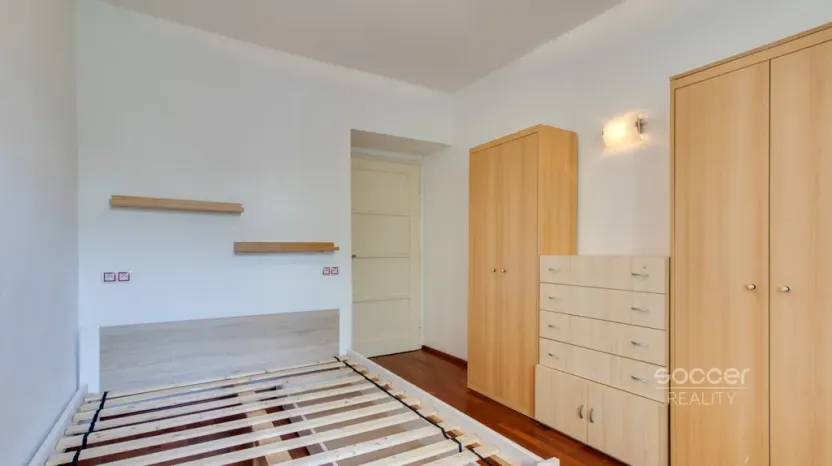Prodej bytu 2+1, Praha - Žižkov, Jeseniova, 45 m2