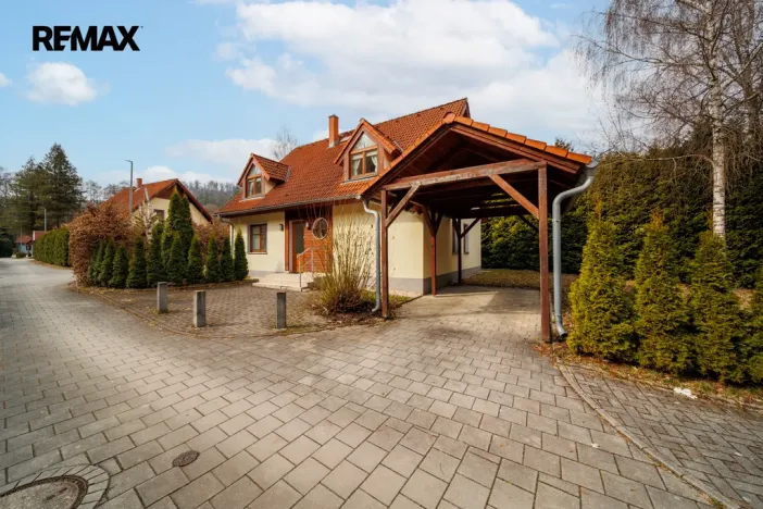 Prodej rodinného domu, Karlovy Vary, Slovenská, 137 m2