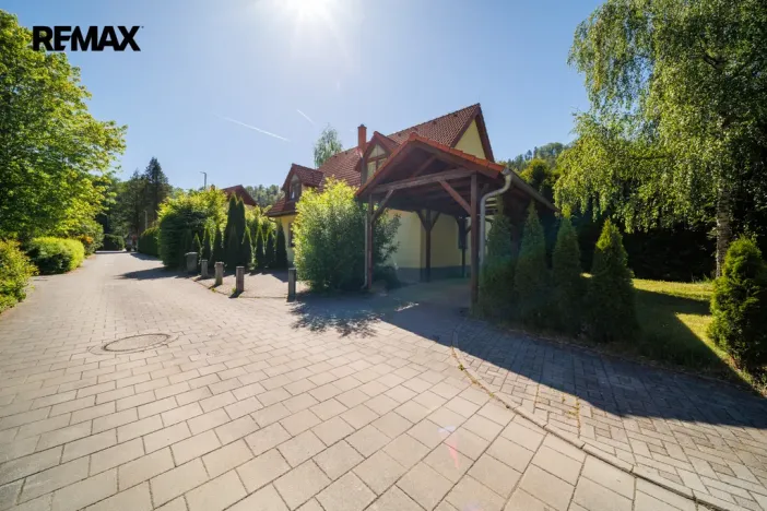 Prodej rodinného domu, Karlovy Vary, Slovenská, 137 m2