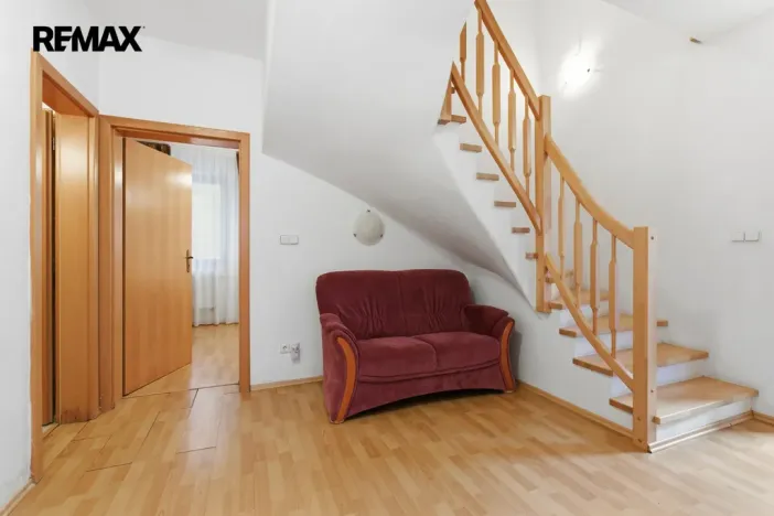 Prodej rodinného domu, Karlovy Vary, Slovenská, 137 m2