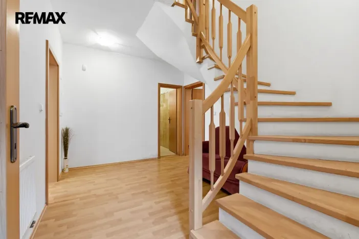 Prodej rodinného domu, Karlovy Vary, Slovenská, 137 m2