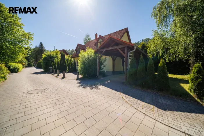 Prodej rodinného domu, Karlovy Vary, Slovenská, 137 m2