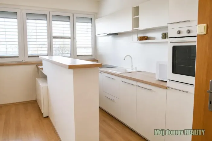 Pronájem bytu 1+1, Praha - Holešovice, U staré plynárny, 42 m2