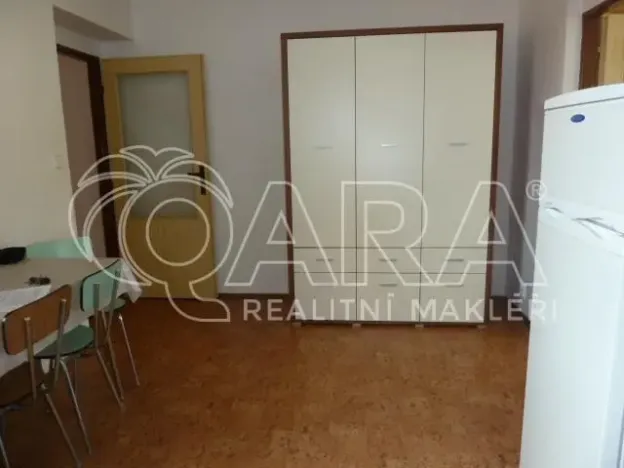 Pronájem bytu 2+kk, Praha - Kolovraty, Mírová, 45 m2