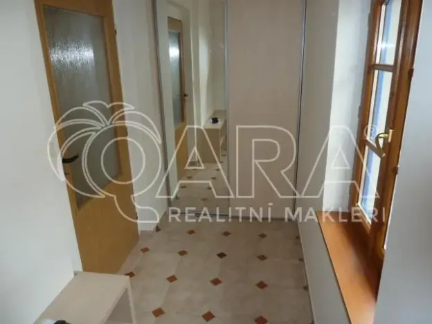 Pronájem bytu 2+kk, Praha - Kolovraty, Mírová, 45 m2