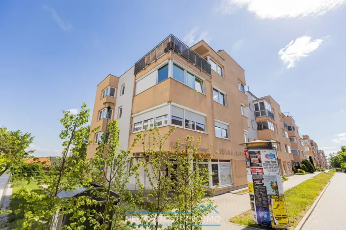 Prodej bytu 3+kk, Znojmo, Jarošova, 71 m2