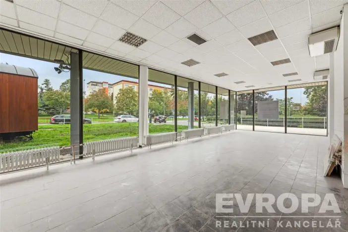 Pronájem obchodního prostoru, Praha - Strašnice, V olšinách, 112 m2