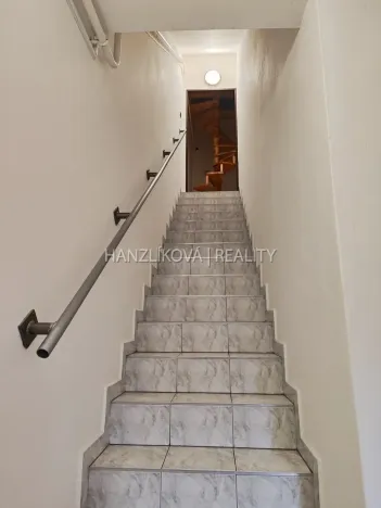 Pronájem bytu 2+kk, České Budějovice - České Budějovice 2, Husova tř., 61 m2