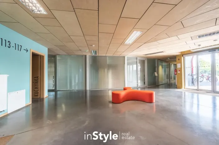 Pronájem kanceláře, Staré Město, Zerzavice, 25 m2