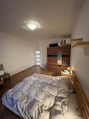 Pronájem bytu 2+kk, Praha - Karlín, Sokolovská, 40 m2