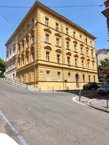 Prodej bytu 1+kk, Praha - Smíchov, Grafická, 15 m2