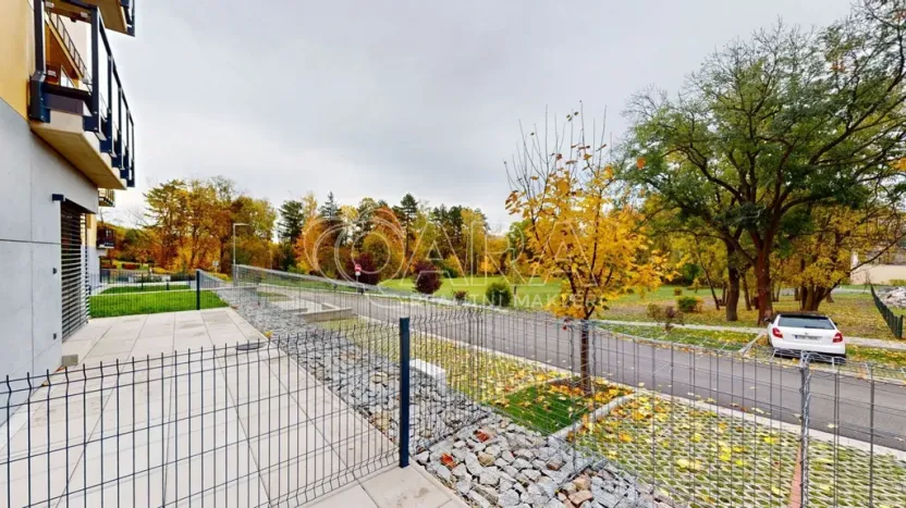 Pronájem bytu 1+kk, Hořovice, Pod Drahou, 39 m2