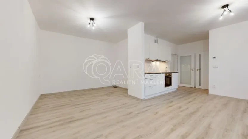 Pronájem bytu 1+kk, Hořovice, Pod Drahou, 39 m2