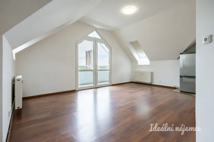 Pronájem bytu 3+kk, Praha - Újezd nad Lesy, Žiželická, 66 m2