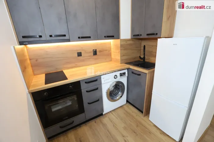 Pronájem bytu 1+kk, Kraslice, Pohraniční stráže, 23 m2
