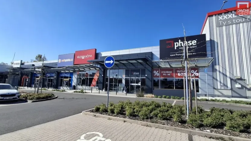 Pronájem obchodního prostoru, Olomouc, Kafkova, 237 m2