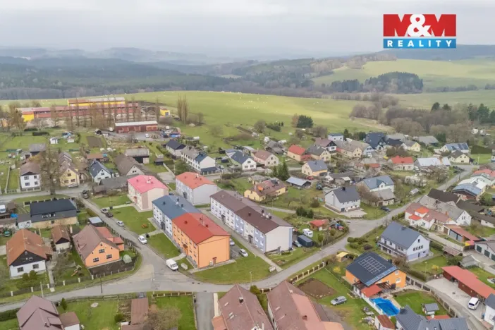 Prodej bytu 4+1, Lesná, 64 m2